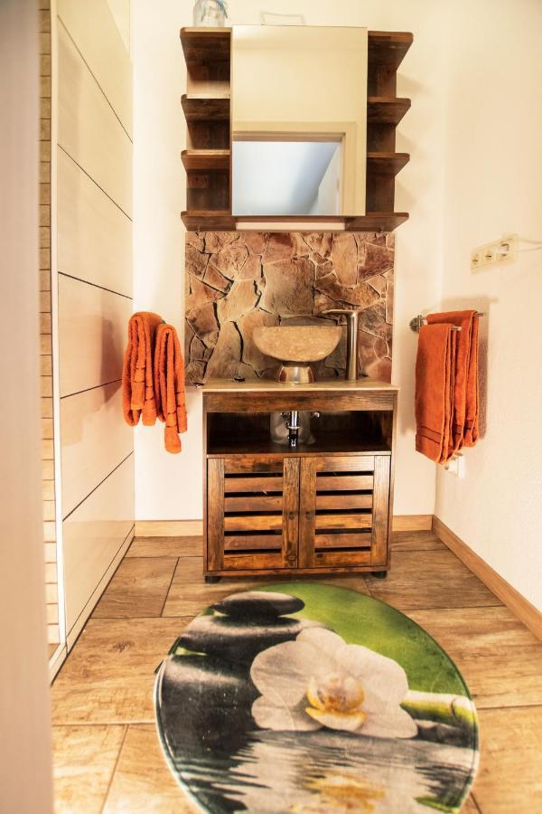 Enscher Stuebchen Ferienwohnung Rudolf Экстерьер фото